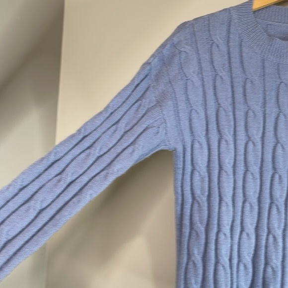 Shein Cable Knit Crewneck Sweater Powder Blue Long Sleeve Soft M - Picture 6 of 9